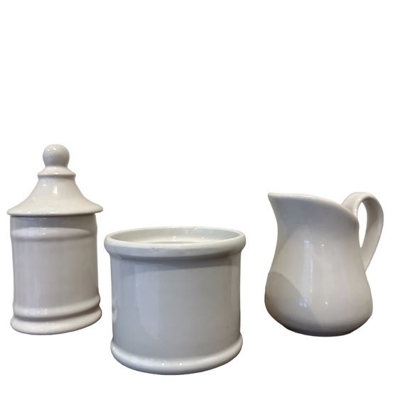 VINTAGE MCM Farmhouse Style East Liverpool Sterling Creamer Set of THREE 1951 - Picture 3 of 5